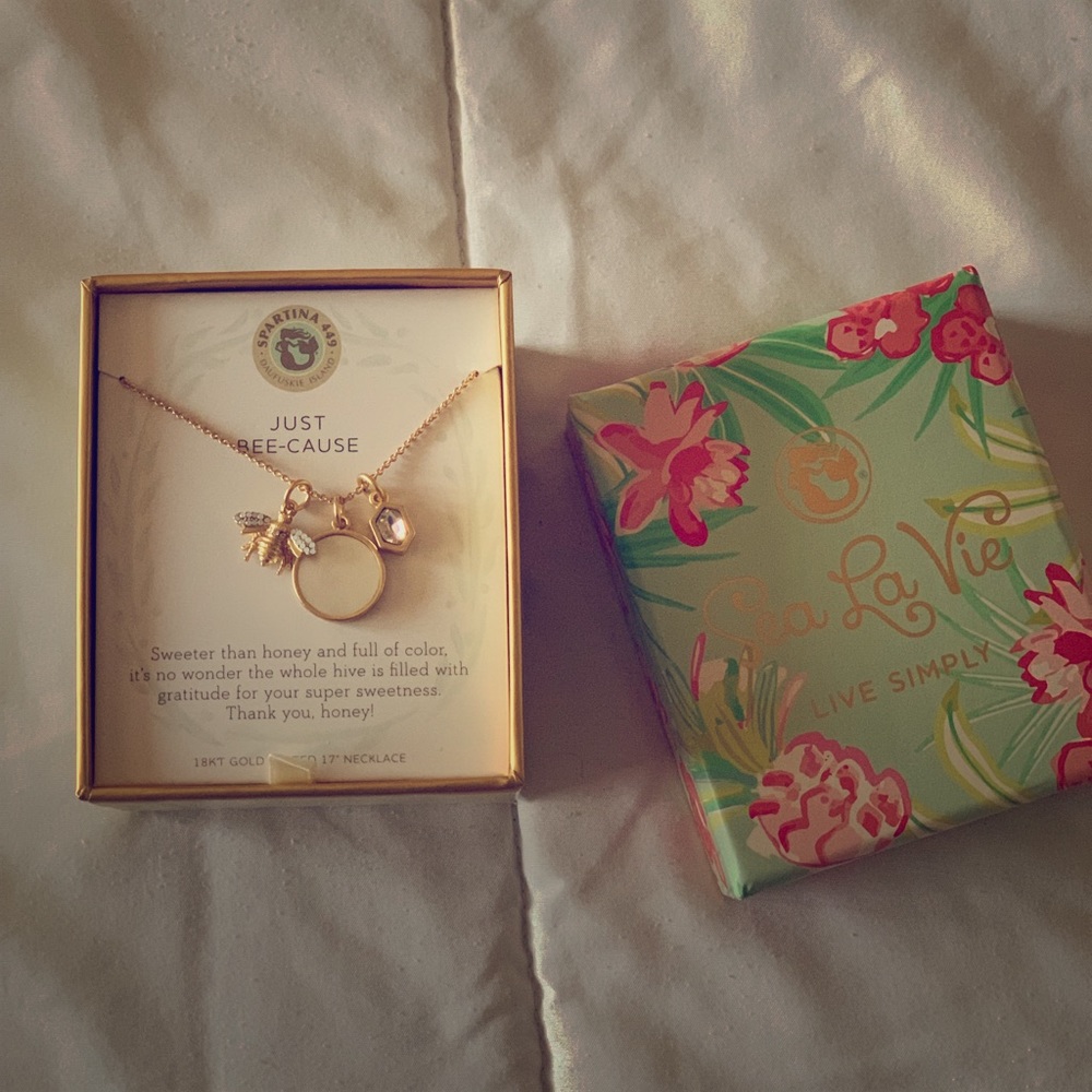 Spartina Gold Bee Necklace NWT